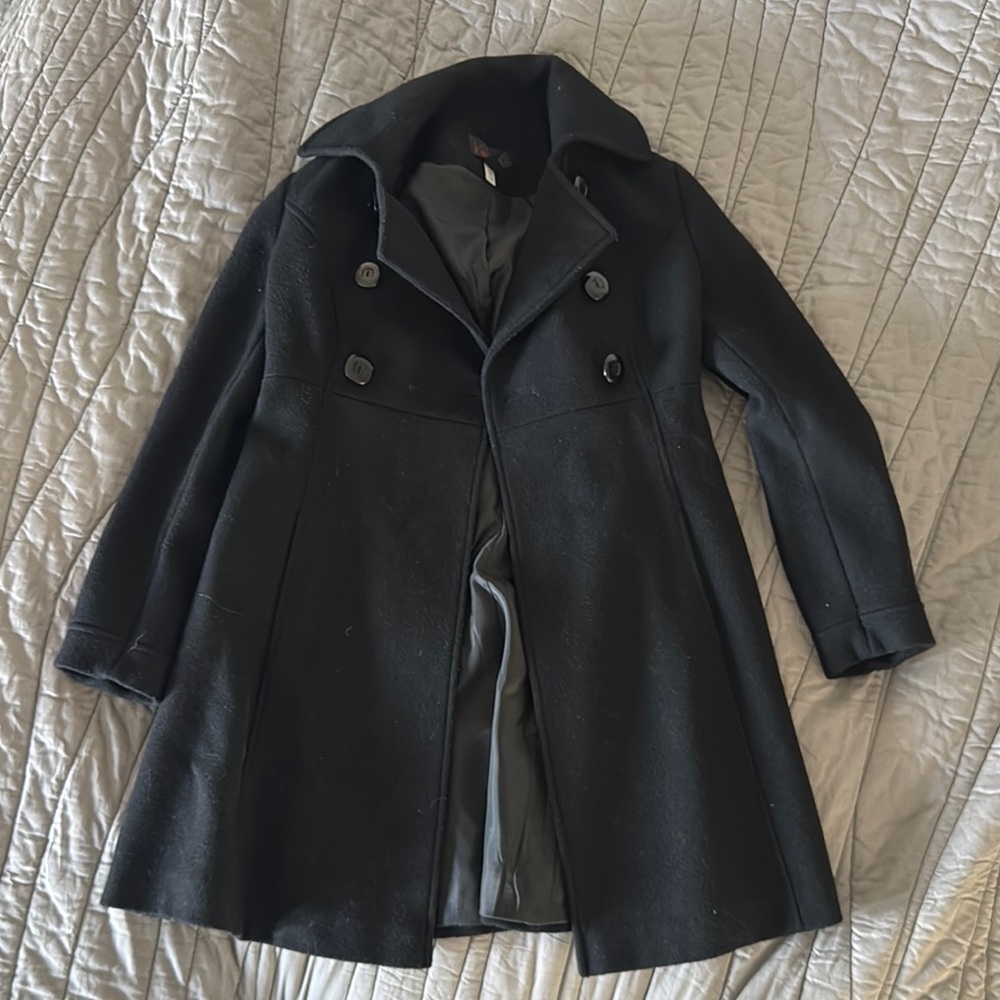 Elegant Black Double-Breasted Women's Coat